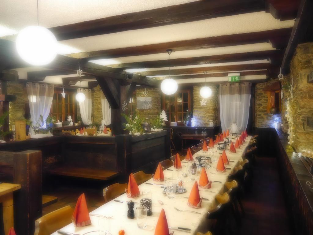 Hotel - Petit-Dejeuner Le Trift Zinal Zewnętrze zdjęcie
